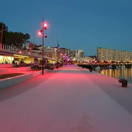 Studio-cosy 11 Vue Port A Deux Pas De Nausicaa